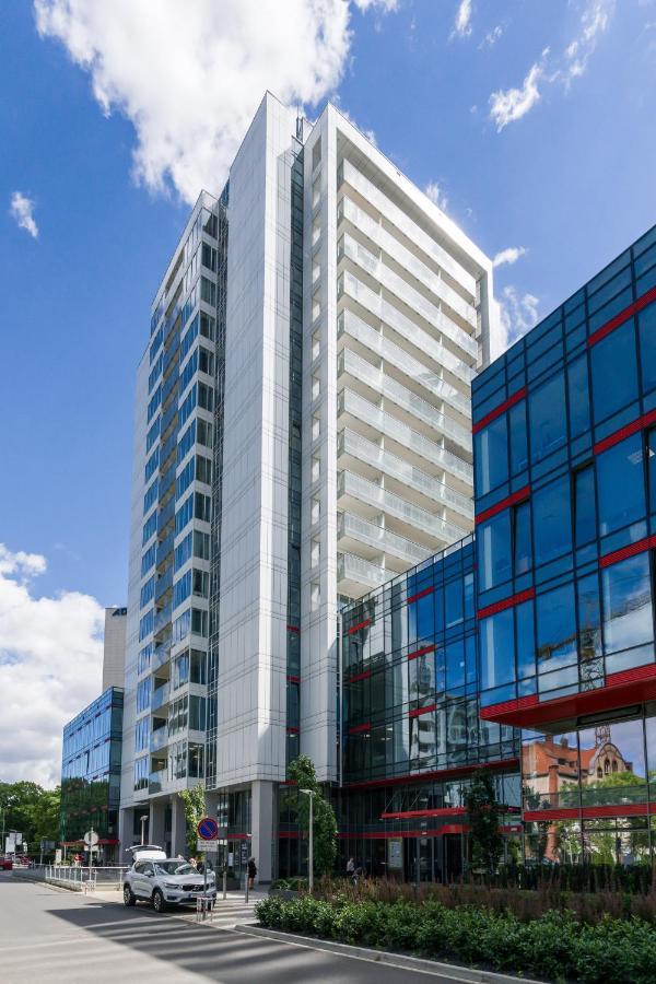 Apartment 14th Floor City Center View Towarowa 37 By Renters Poznan